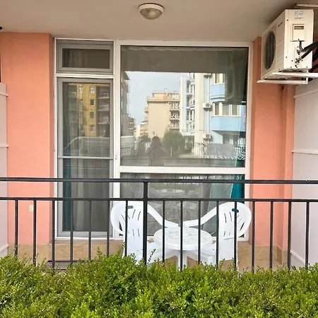 Quiet In The Town Center With Pool * Sunny Beach